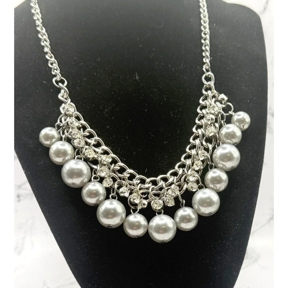 Silver‎ Gray Pearl Statement Necklace Rhinestone Chunky 16-19